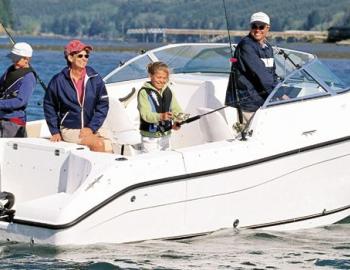 Things To Do Captain Rob Bennett of Lowcountry Inshore Charters